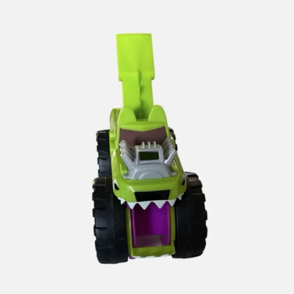 Share Play-Doh Wheels Chompin' Monster Truck